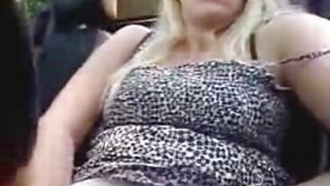 DorcelClub: يقدم Baby Nicols و Sybil مفاجأة مثيرة للعميل على PornHD افلام سكسيه انجليزي