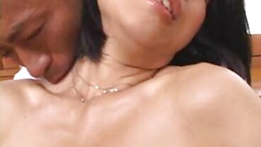 فاتنة روسية مع افلام سكسيه عراقيه خاصه يابوس رائعة تمس نفسها